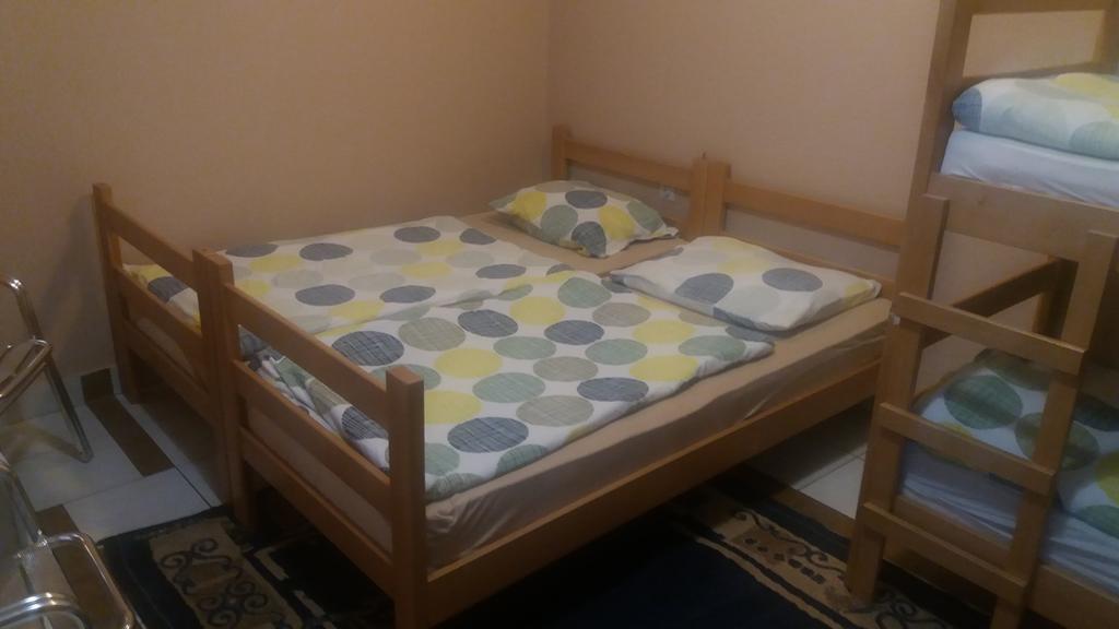 Hostel 021 Novi Sad Pokoj fotografie